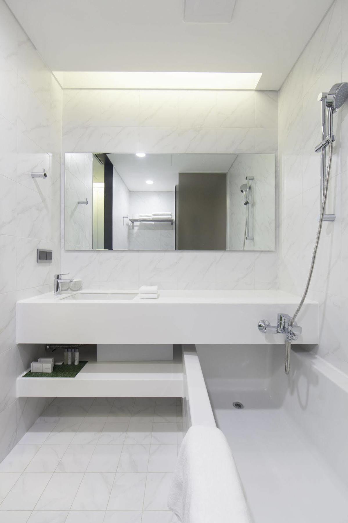 Stayb Myeongdong 3*
